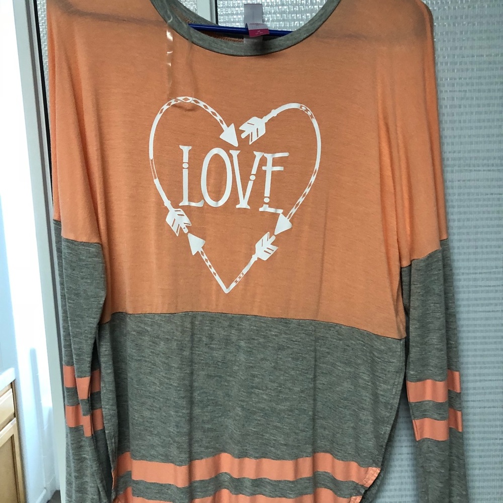 Long sleeve shirt